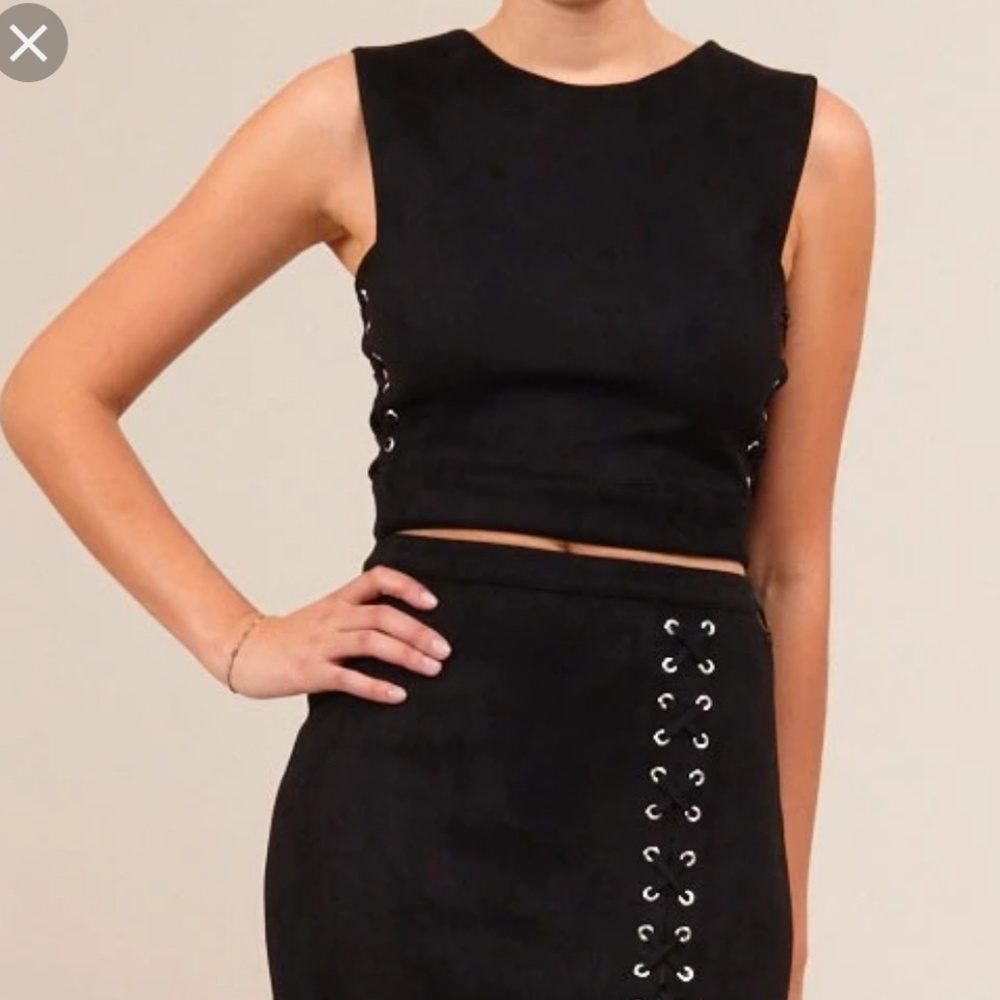 4SI3NNA Black Tie Up Crop Top